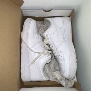 NIKE AF1 Triple White